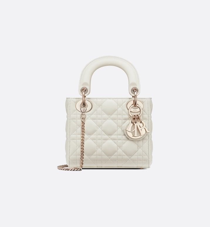 𝗗io𝗿 𝗟𝗮𝗱𝘆