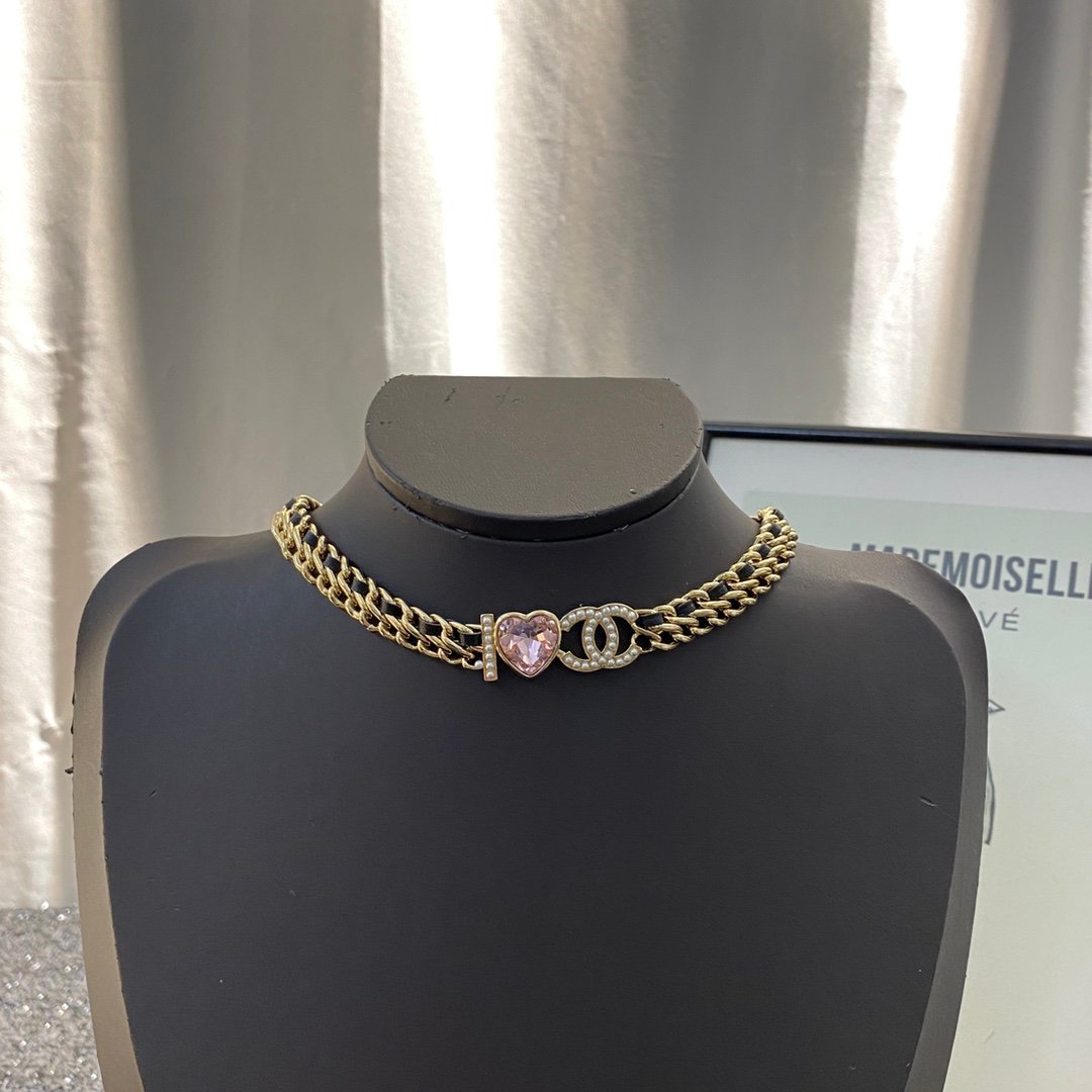chanel crystal love necklace